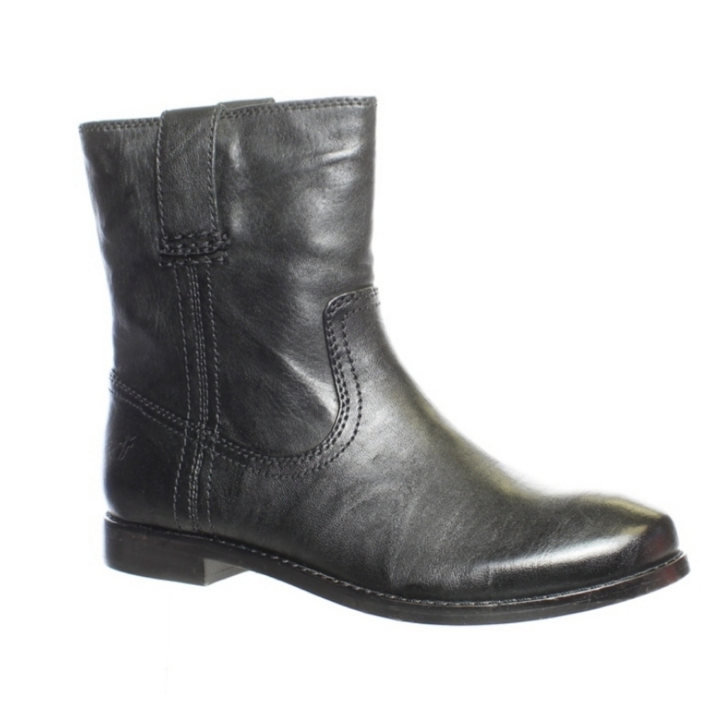 COPY - Frye Black Anna Shortie Sz 8.5